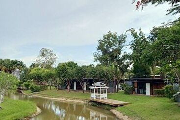 هتل Greta Resort And Sport Club