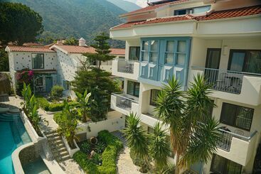 هتل Kassandra Boutique