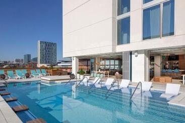 هتل Margaritaville Vacation Club By Wyndham Nashville