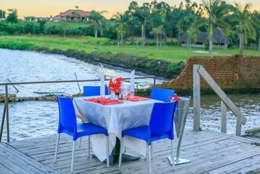 هتل Nature S Green Beach Resort