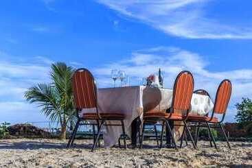 هتل Nature S Green Beach Resort