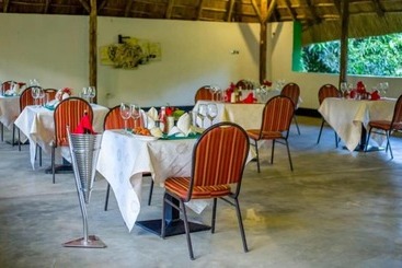 هتل Nature S Green Beach Resort