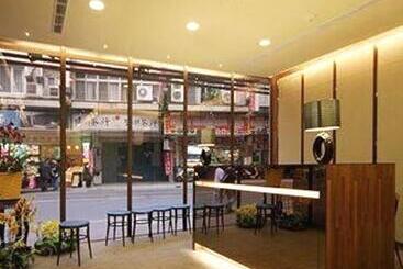 هتل Song He Homestay