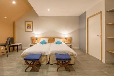 تختخواب و صبحانه Casa Mir