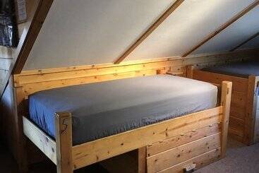 Estes Park Adventure Hostel