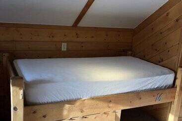 Estes Park Adventure Hostel