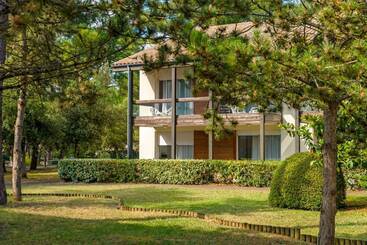 בית מלון כפרי Azureva Ronce Les Bains