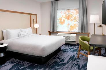 هتل Fairfield Inn & Suites By Marriott New Orleans Metairie