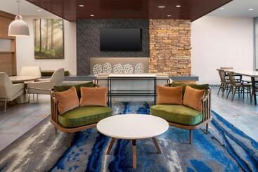 هتل Fairfield Inn & Suites By Marriott New Orleans Metairie
