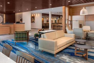 هتل Fairfield Inn & Suites By Marriott New Orleans Metairie