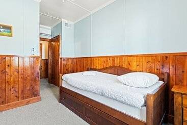 هتل Nags Head Beach Inn By Kees Vacations