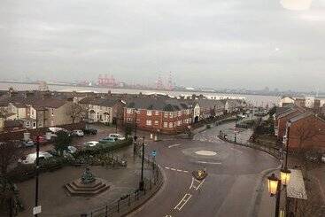 هتل The New Brighton