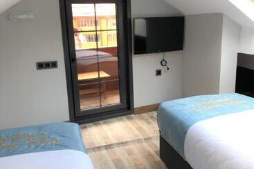 Onal Motel