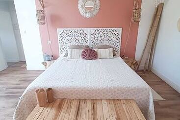 پانسیون Chambres D Hotes  Le Magnolia