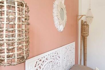 پانسیون Chambres D Hotes  Le Magnolia