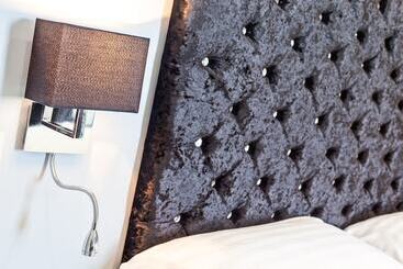 پانسیون Diamond Lodge Boutique Adults Only Guest House