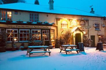 تختخواب و صبحانه The New Forest Inn