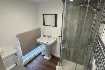 تختخواب و صبحانه The New Forest Inn