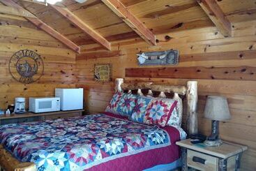 خانه Bryce Valley Lodging
