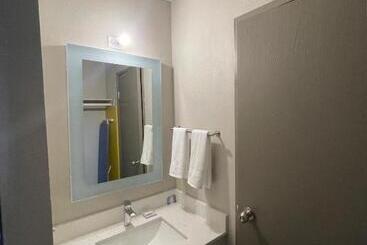 酒店 Days Inn By Wyndham Mandan Bismarck Area