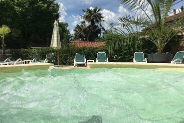 هتل Camping L'oasis