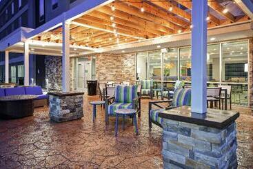 هتل Home2 Suites By Hilton Georgetown