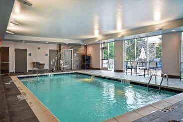 هتل Home2 Suites By Hilton Georgetown