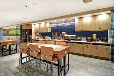 هتل Home2 Suites By Hilton Georgetown