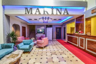 هتل Mari̇na
