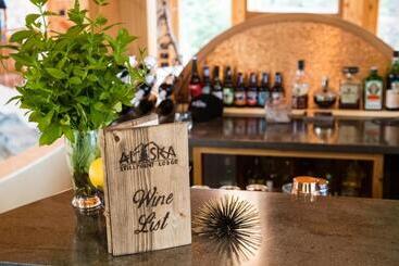 هتل Stillpoint Lodge   All Inclusive