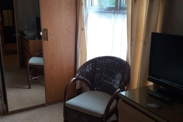 Oakfield B&b