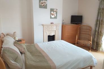 Oakfield B&b