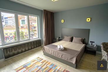 Atos Otel