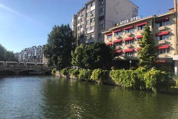 Atos Otel