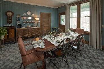 تختخواب و صبحانه Avery On Prospect Hill Guest House