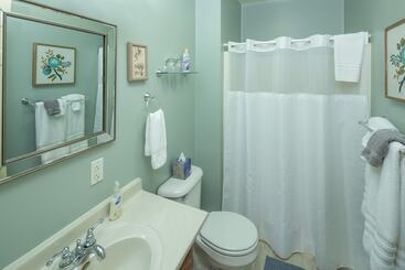 تختخواب و صبحانه Avery On Prospect Hill Guest House