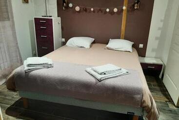 تختخواب و صبحانه Le Clos Sainte Lea