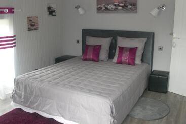 تختخواب و صبحانه Le Clos Sainte Lea