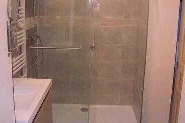 تختخواب و صبحانه Le Clos Sainte Lea