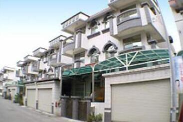 تختخواب و صبحانه Moonlight Fengqing Homestay