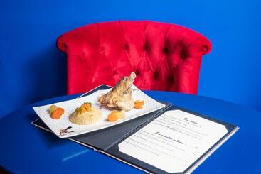 Brit Hotel Privilege Lisieux   La Villa Des Arts
