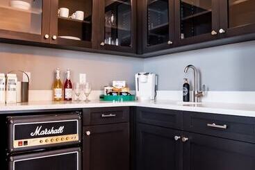 Duets Bed & Breakfast