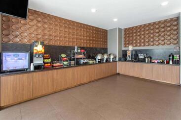 Hawthorn Extended Stay By Wyndham Loveland