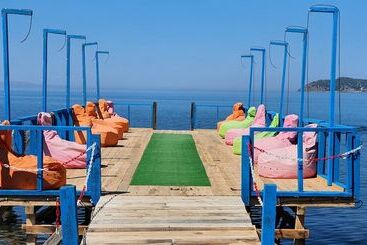 مسافرخانه Elisa Butik Otel Ve Restaurant