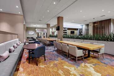 酒店 Embassy Suites By Hilton Jonesboro Red Wolf Convention Center