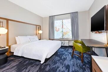 هتل Fairfield Inn & Suites By Marriott Cincinnati Airport South/florence