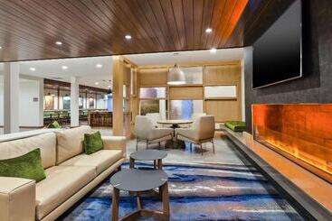 هتل Fairfield Inn & Suites By Marriott Cincinnati Airport South/florence