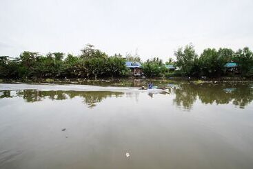 هتل Khumphyazaw Resort