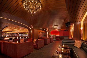 هتل Moxy Nyc East Village