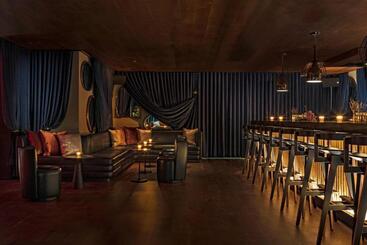 هتل Moxy Nyc East Village